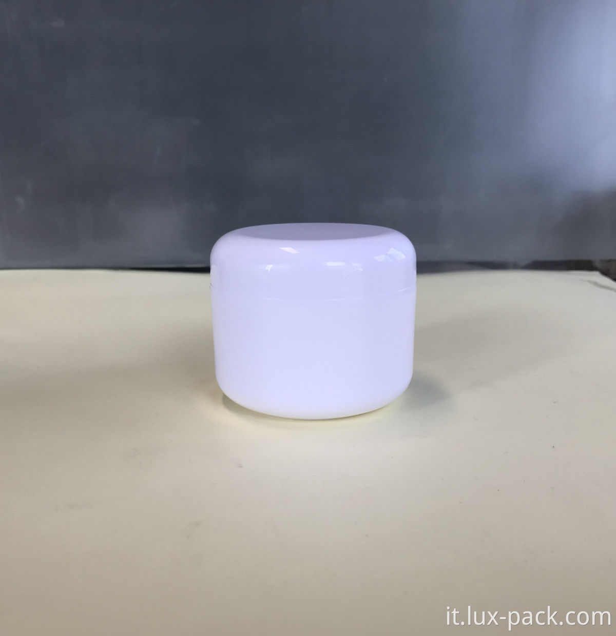 Barattolo di plastica di plastica di alta qualità barattolo per la cura della pelle per la cura della pelle con tappo a vite